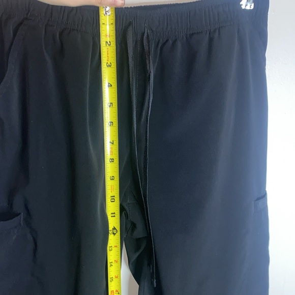 🪩Black scrub bottoms with original drawstring and pockets! - Picture 6 of 8